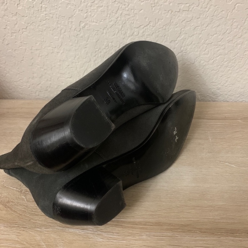 Woman by Common Projects Ankle Booties - Picture 6 of 6